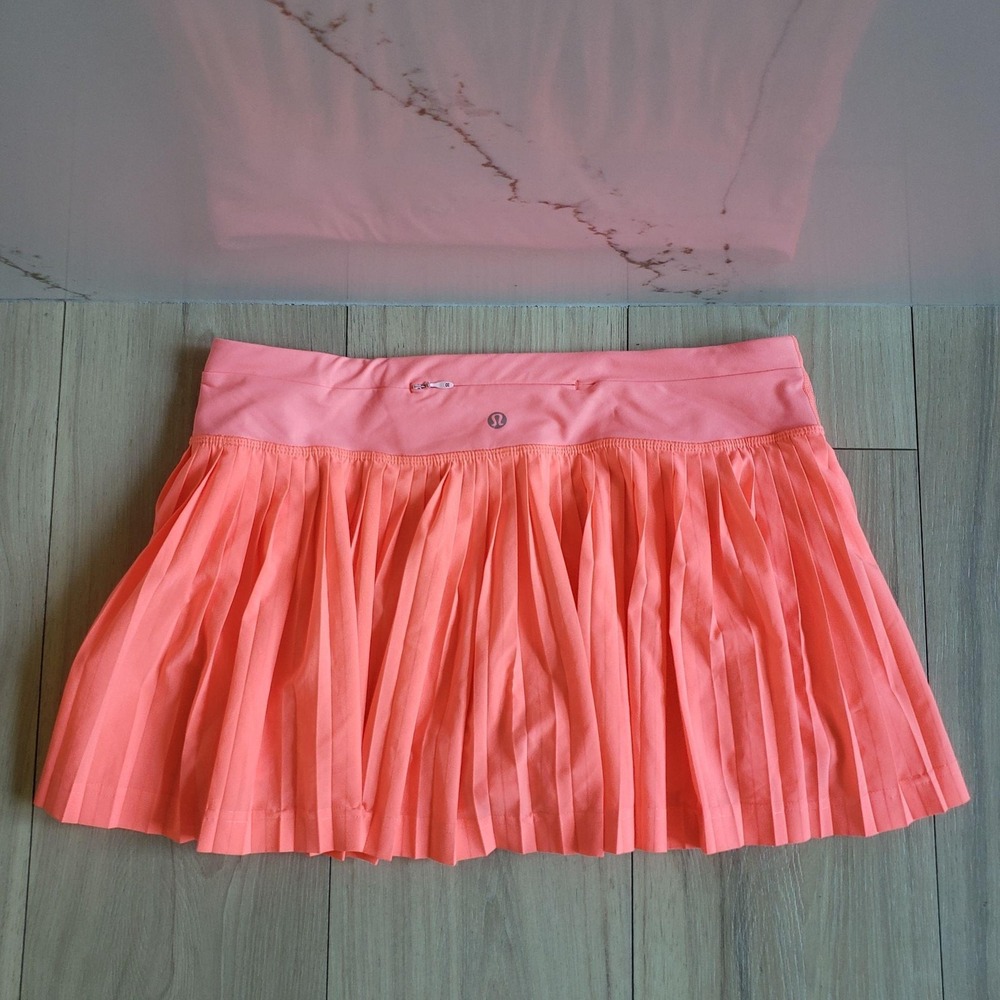 Lululemon Pleat To Street Skirt II Womens M 8 Grapefruit Pink Swift Skort W8627S